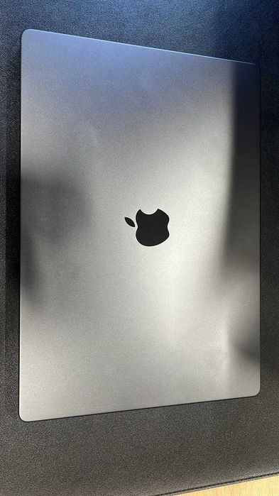 macbook pro 16 m3 pro 36/512