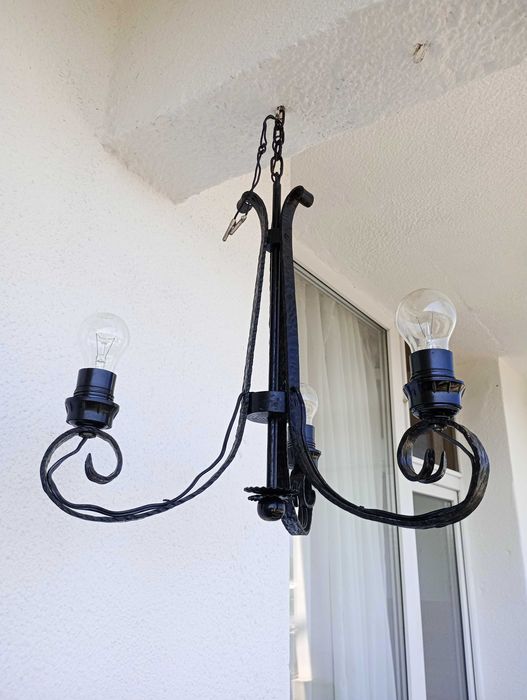 Стари полюлеи от ковано желязо 2 бр.