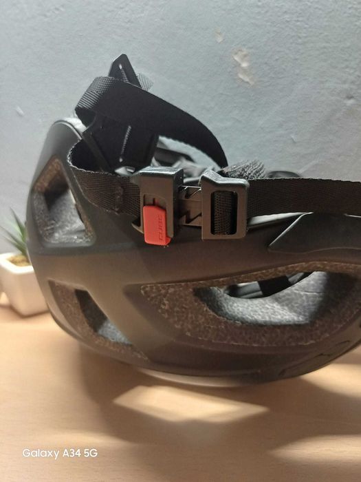 Casca MTB marca CUBE