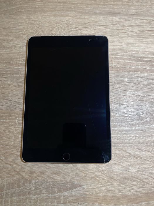 iPad Mini 4 pentru piese