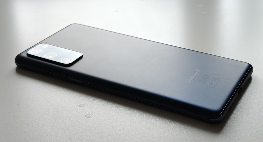 Samsung Galaxy S20 FE, модел SM-G780F/DS. Отлично състояние