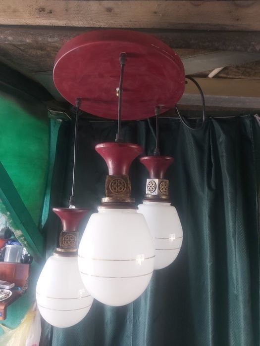 Продам красивые люстры