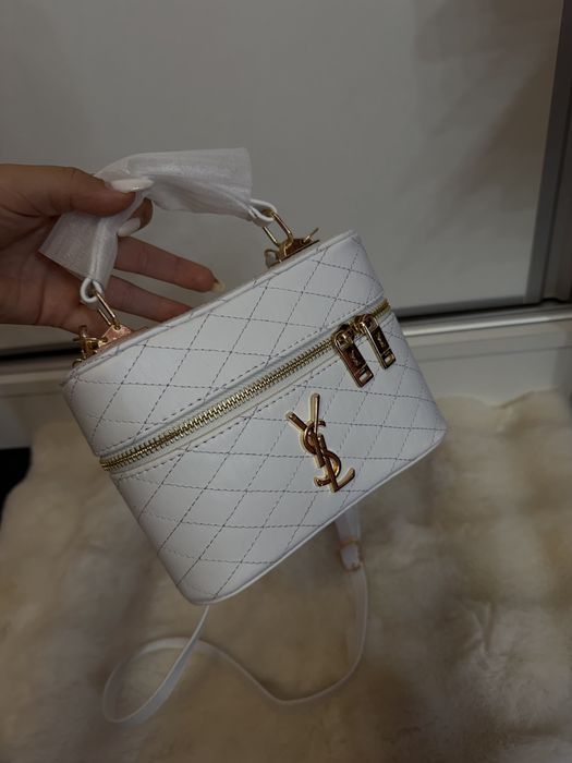 Дамска бяла чанта ysl