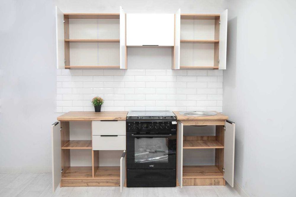 Кухонные гарнитуры со склада