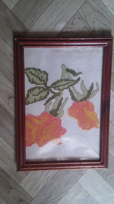 Вышитые картины.