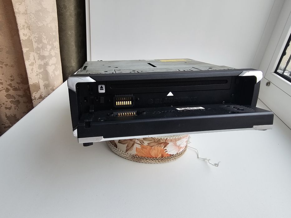 Продается автомагнитола Blaupunkt