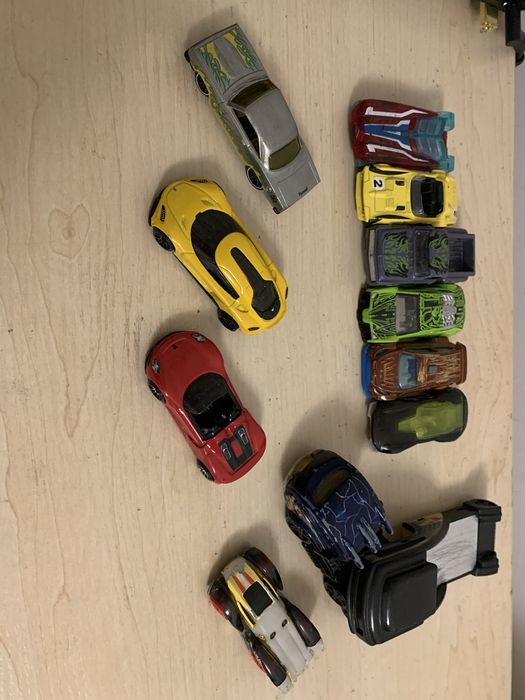 Машинки хотвилс