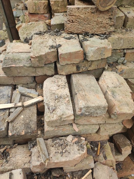 Кирпичи советские