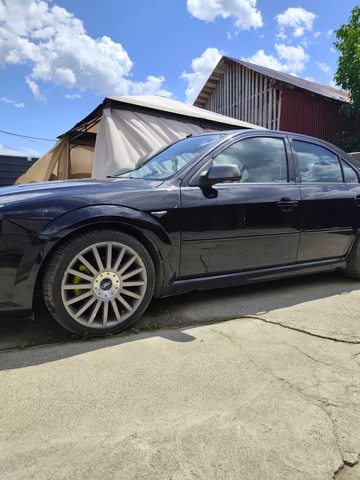 Ford Mondeo st 220