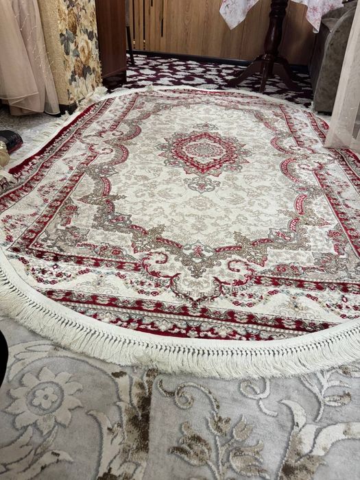 Продаю ковёр хороший