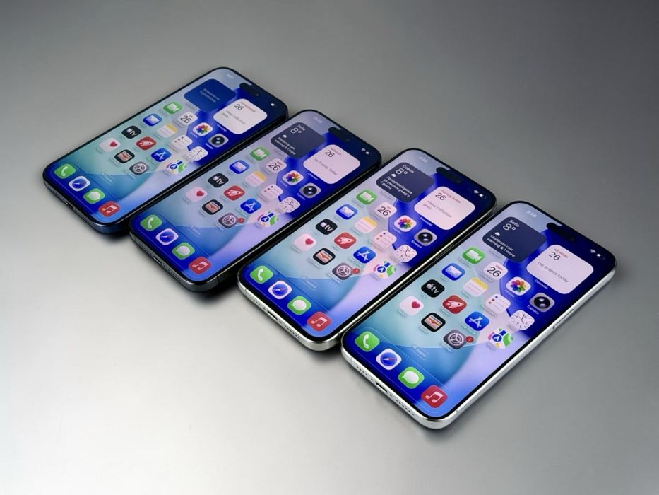 Apple iPhone 15 Pro Max 256GB Black / White / Natural / Blue Перфектен! Гаранция!