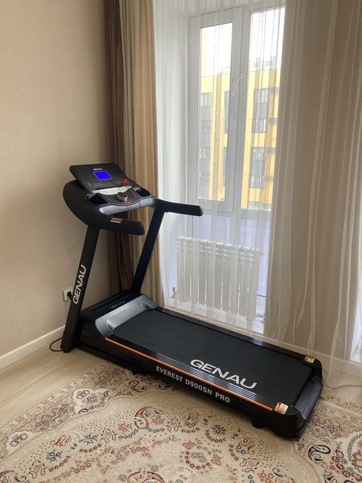 Продам беговую дорожку - Genau (everest D900SN pro).