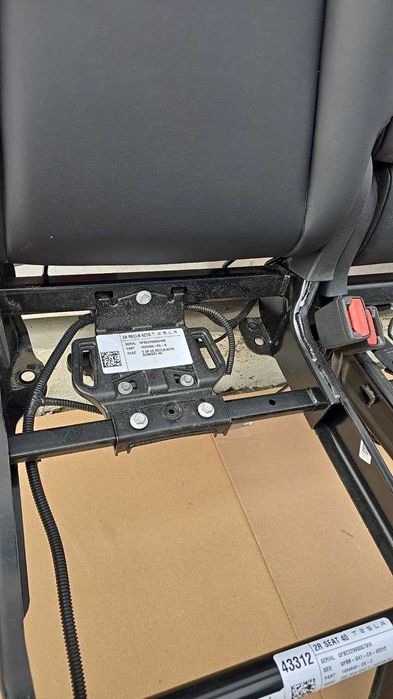 Bancheta cu incalzire NOUA 1552127-DE-A Tesla Model Y (5YJY)