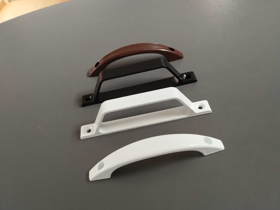 Комарници за врати и прозорци