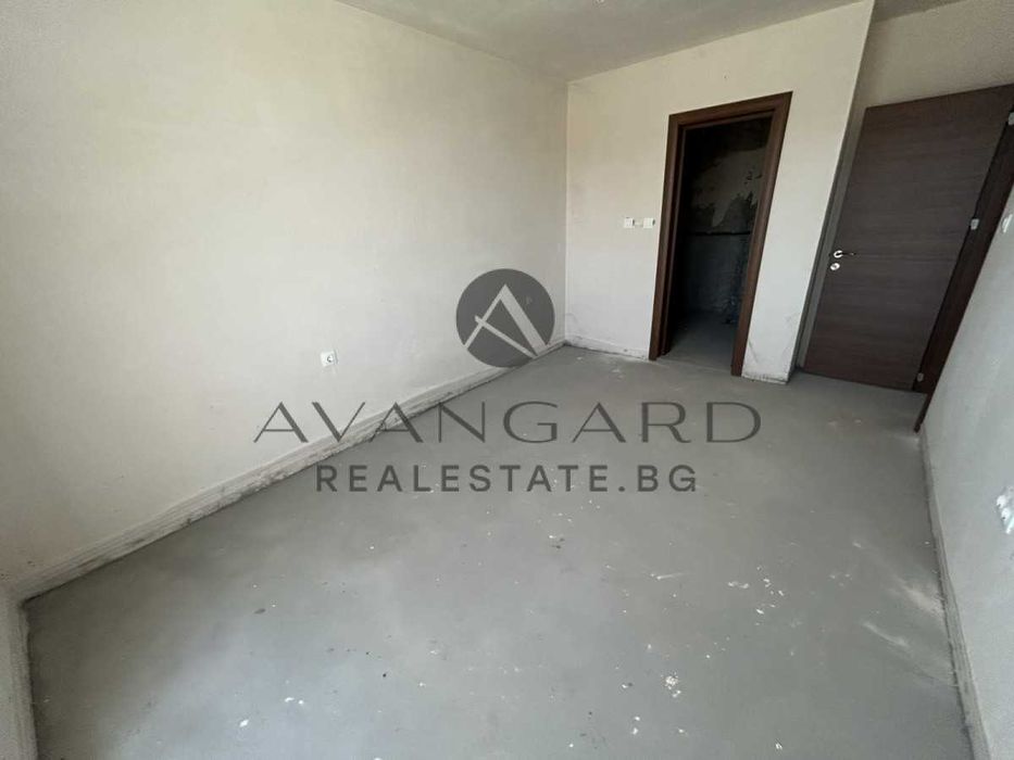 Продава се Тристаен апартамент в Пловдив, Тракия - 104 кв.м за 1433 €/кв.м - Снимка #4