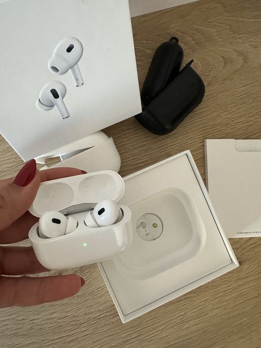 Airpods pro 2generation+два калъфа