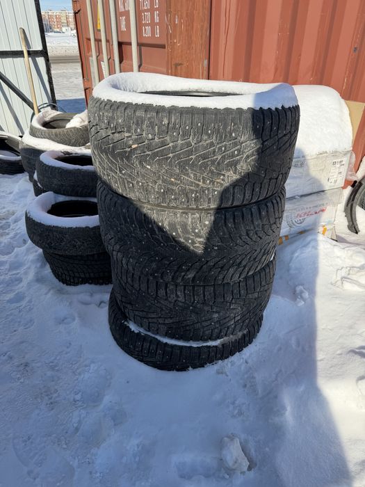 Продам шипованную резину!