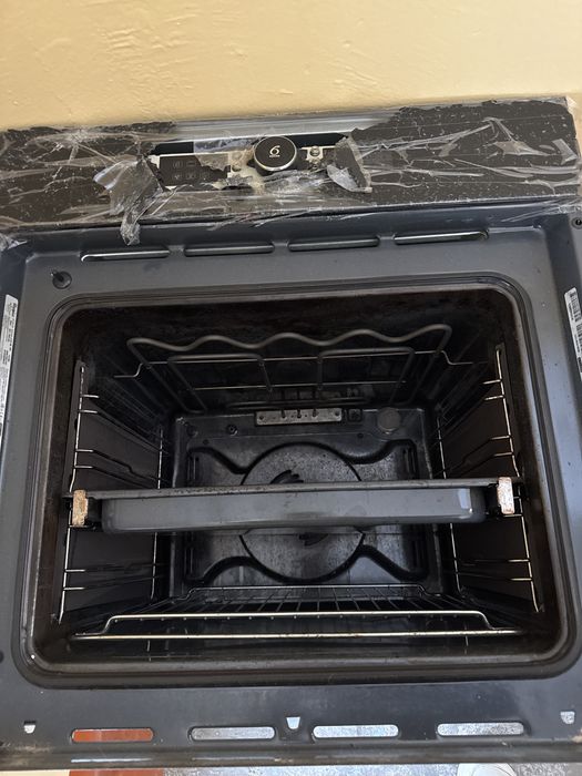 Духовка Whirpool не работает