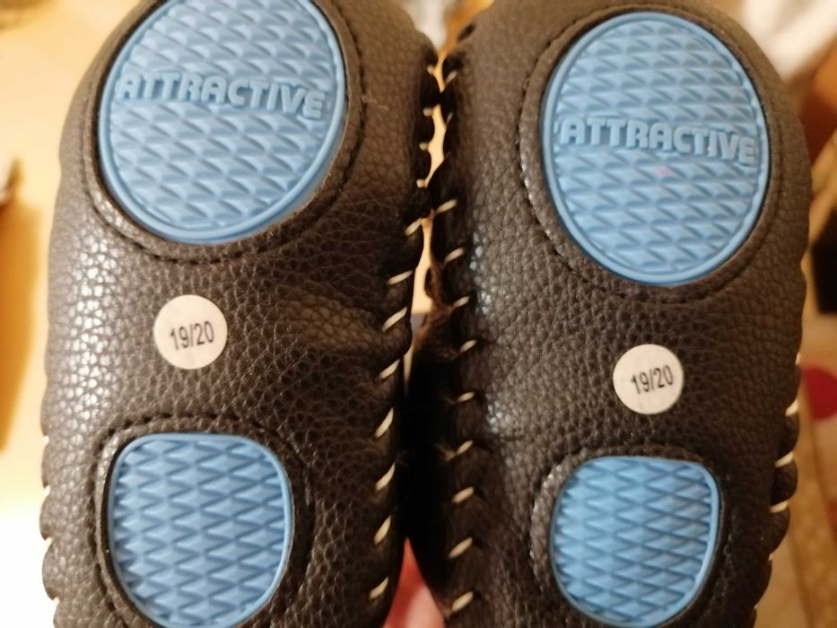 Боти за момче 18 номер