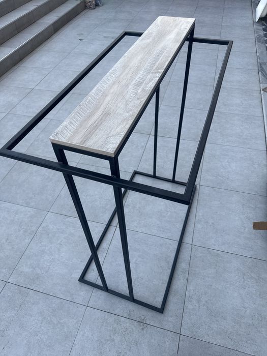 Mebel sotiladi dukon uchun va kiyim kechaklari bilan sotiladi