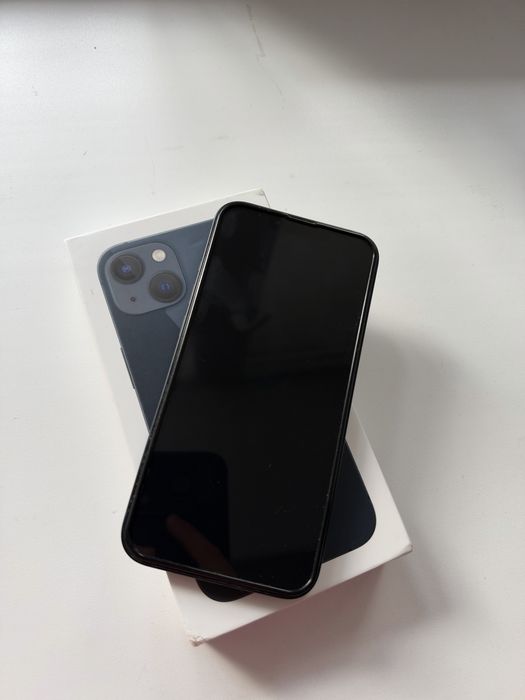 Продам iPhone 13  б/у