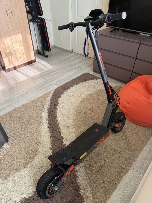 Trotineta electrica Kukirin G2