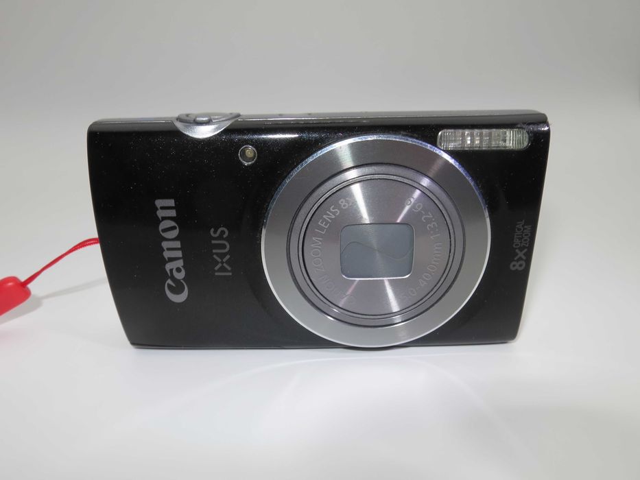 Canon IXUS 145 ултра компактен цифров фотоапарат, дигитална камера 16 MP и 8х оптичен зум, отлично състояне, работи перфектно