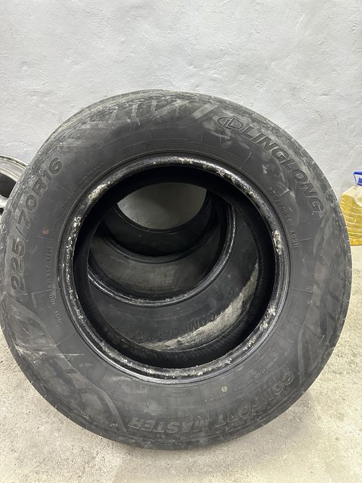 225/70 R16 продам