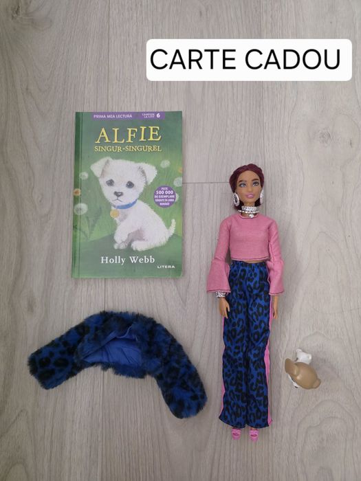 Păpușă Barbie + carte cadou