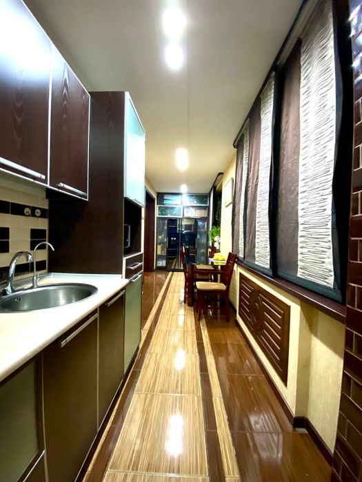 Срочно! Продается своя Эксклюзивная квартира в самом центре , м.Ойбек