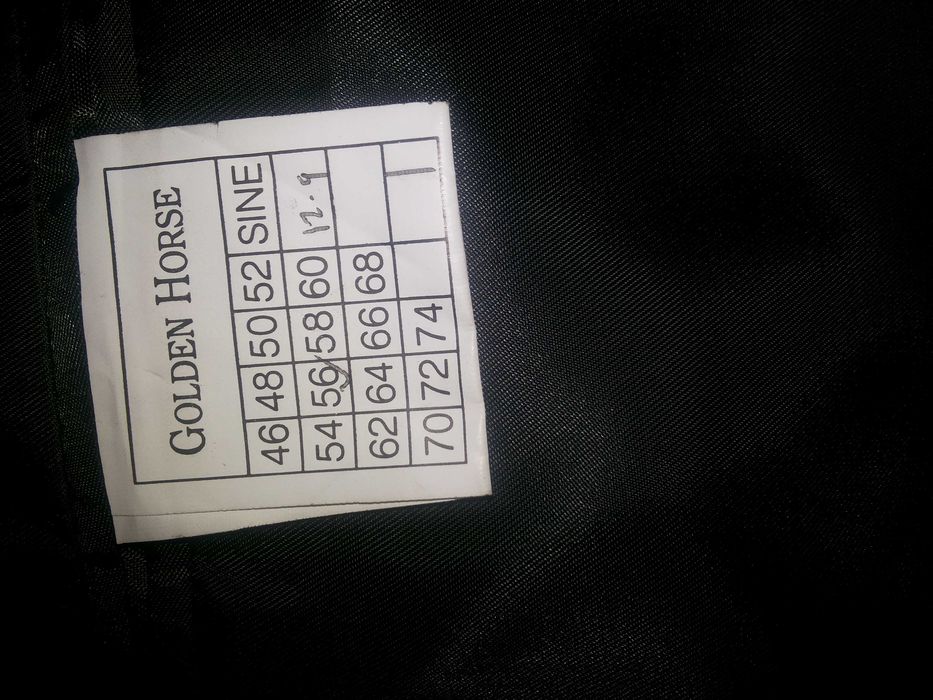 Продам мужской костюм