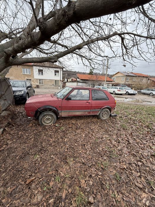 Продавам голф 2 1.6