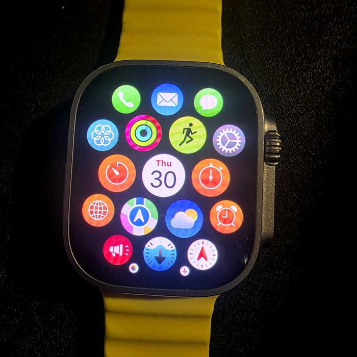 Apple watch ultra 2 titanium 49mm