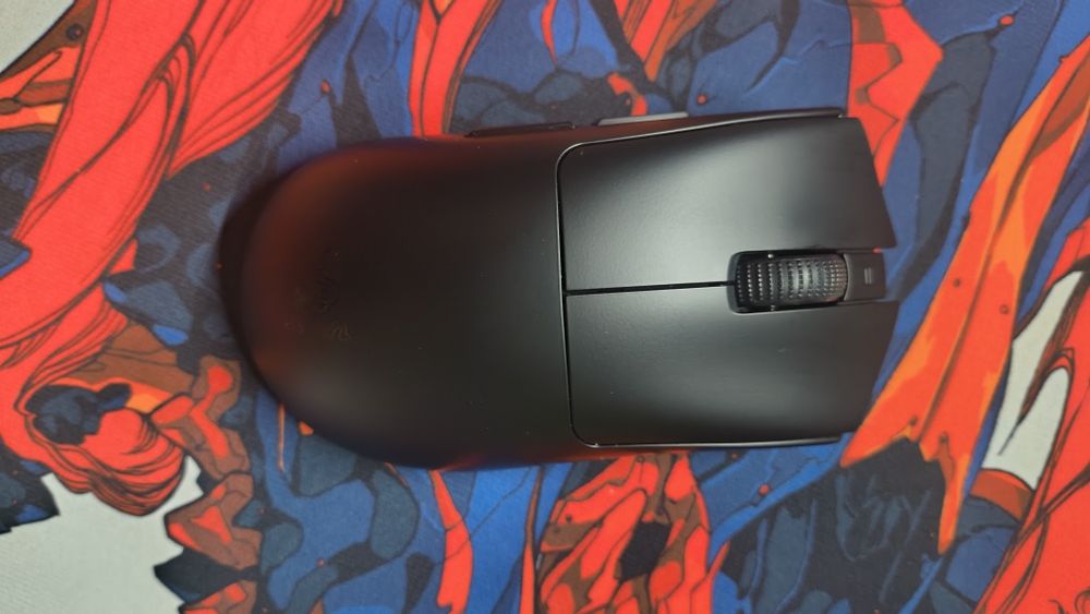 Razer deathadder v4 pro в черном цвете