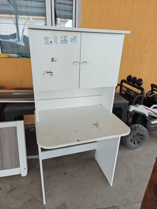 Детский стол и кровать