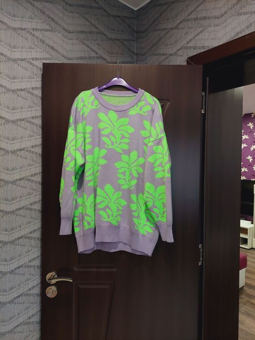 Дамски пуловери като нови