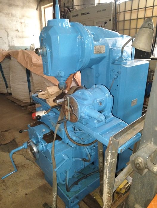 Продам фрезерный станок