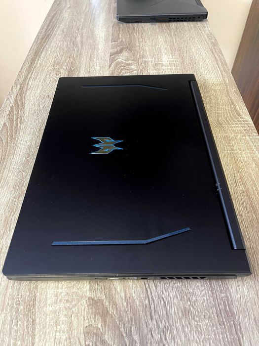 Acer Predator Helios 300 17 inch  i9-11900H, RTX 3070, 16GB ram