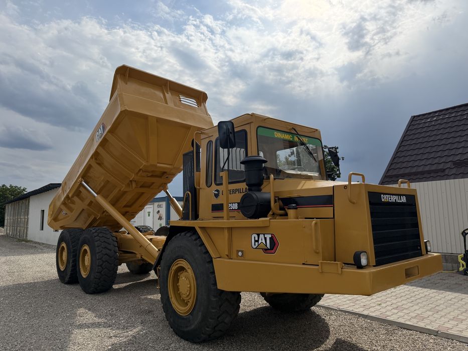 Basculanta Dumper 6x6 ,caterpillar D250.IMPORT ITALIA