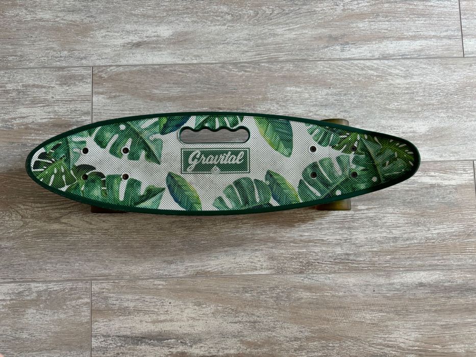 Скейтборд б/у почти новый