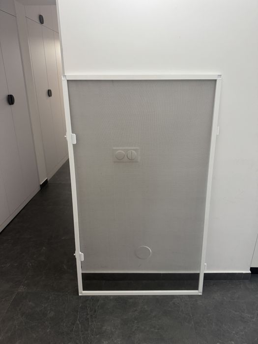 Plase insecte 50 lei bucata
