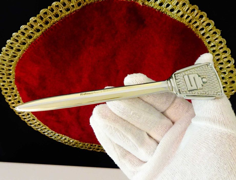 Посребрен бронзов нож за писма