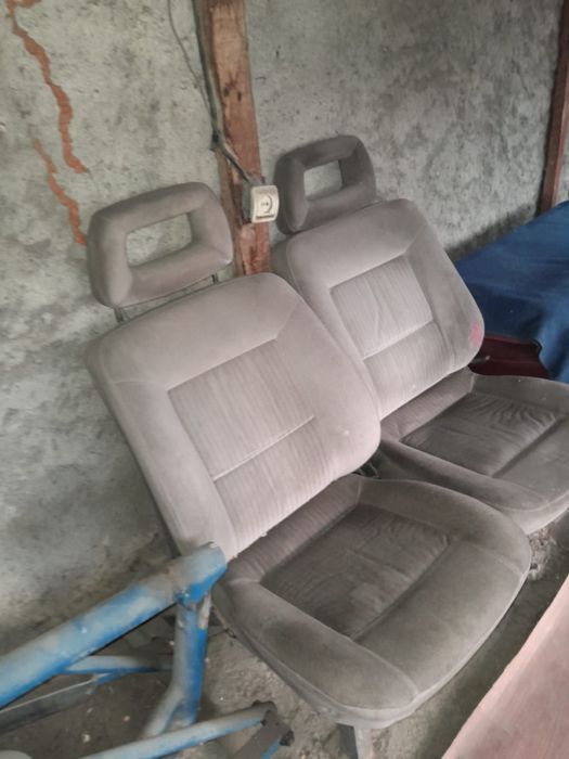 Передние сиденья Ауди