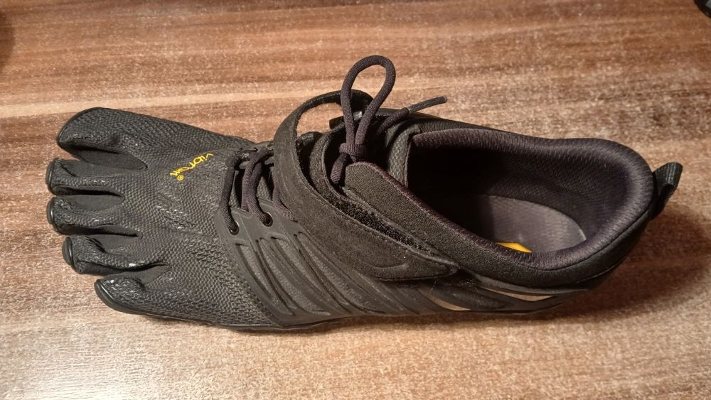 Vibram Fivefingers V-Train 47