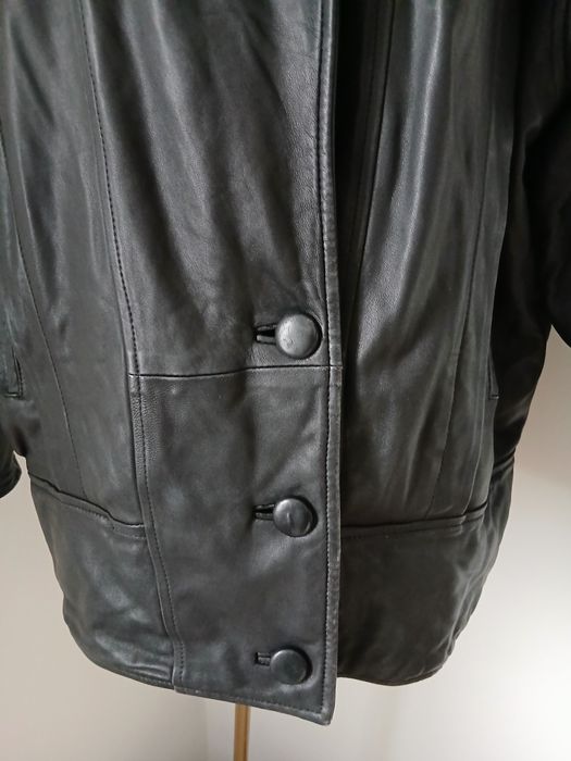Geaca din piele dama vintage