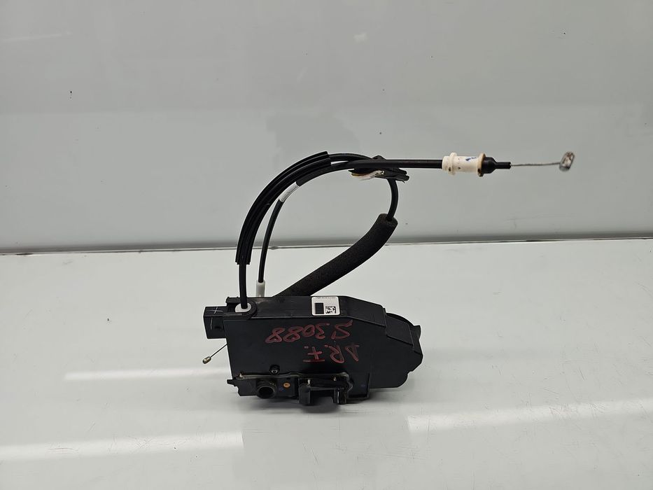 Broasca usa dreapta fata PEUGEOT 308 II GT-Line [Fabr 2019-2021] 98103