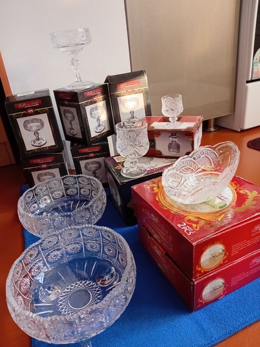 Бурынгы баста шыккан полу хрусталлар новый