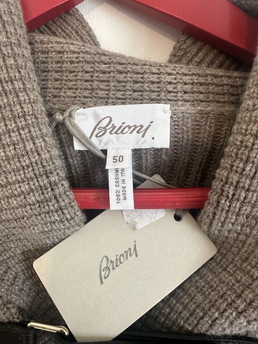 Brioni мъжка жилетка 100% кашмир