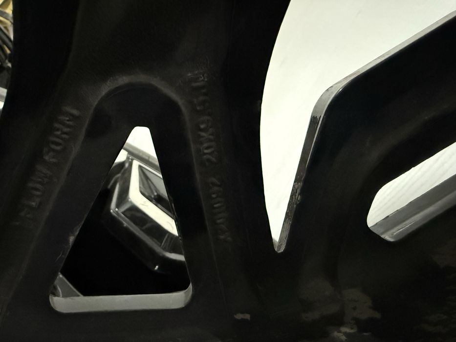 Продам диски bmw r20