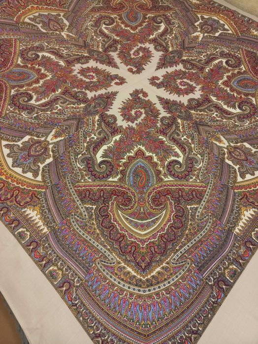 Павловопосадская шаль